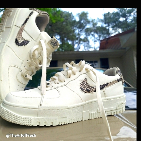 nike air force 1 pixel se snakeskin sail desert sand